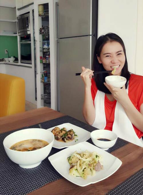 Tự Long hạnh phúc bên con gái sau giờ tập “Táo“ ảnh 14 tu long hanh phuc ben con gai sau gio tap