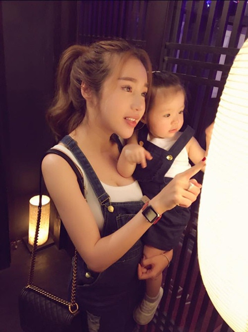 Tự Long hạnh phúc bên con gái sau giờ tập “Táo“ ảnh 9 tu long hanh phuc ben con gai sau gio tap