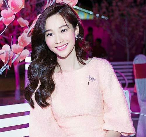 Tự Long hạnh phúc bên con gái sau giờ tập “Táo“ ảnh 5 tu long hanh phuc ben con gai sau gio tap