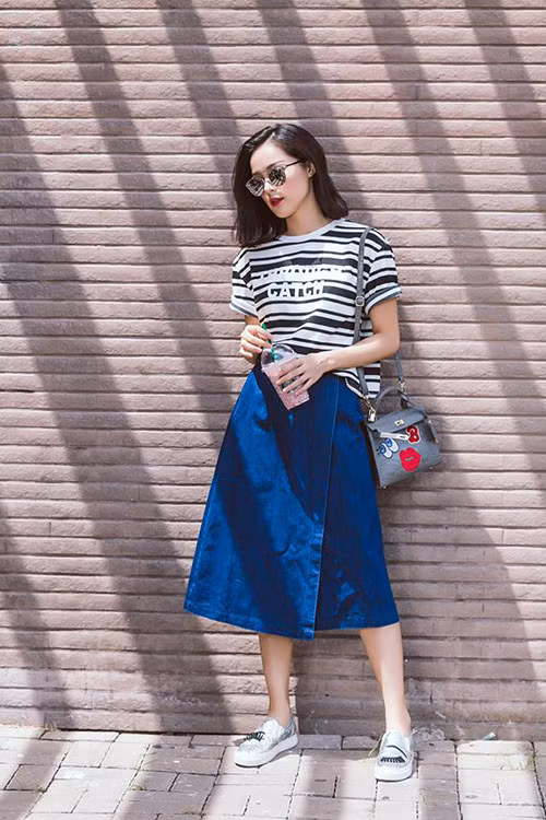 hoc cach mix do voi chan vay denim tre va chat nhu sao viet - 5