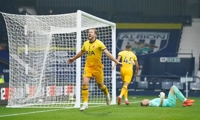 Harry Kane giúp Tottenham hạ West Brom 1-0 để vươn lên vị trí thứ 2 BXH.