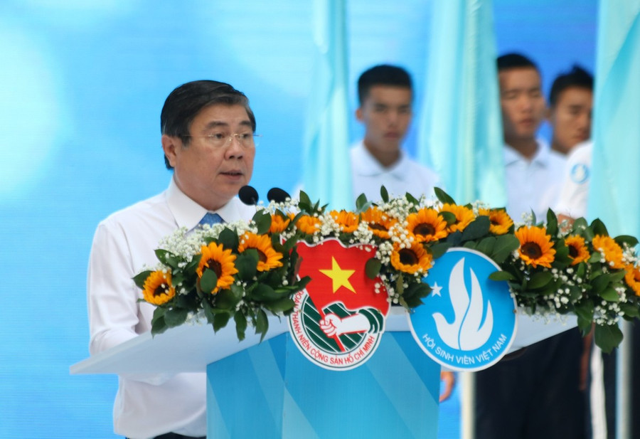 Chủ tịch UBND TP.HCM Nguyễn Thành Phong phát biểu