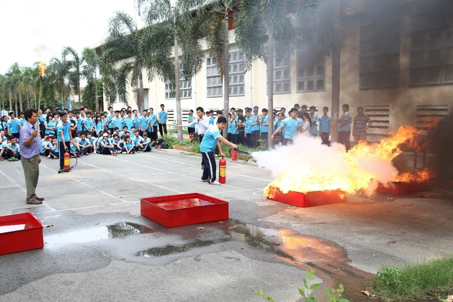 Tăng cường phòng cháy chữa cháy, cứu nạn cứu hộ trong nhà trường