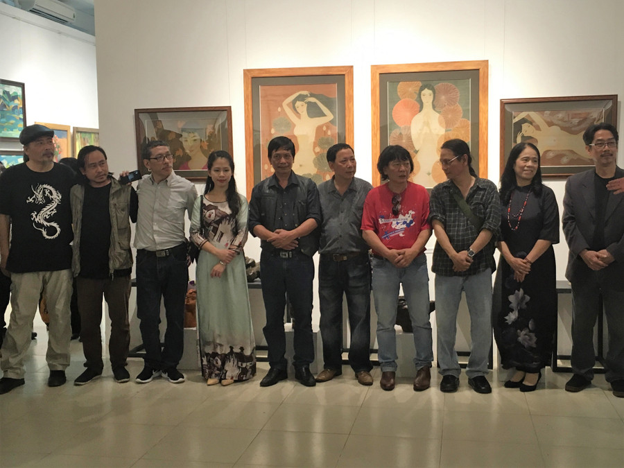 10 họa sĩ - điêu khắc gia trong nhóm SONG HONG ART