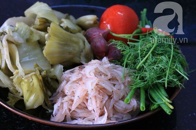 Tép rửa sạch, để ráo.