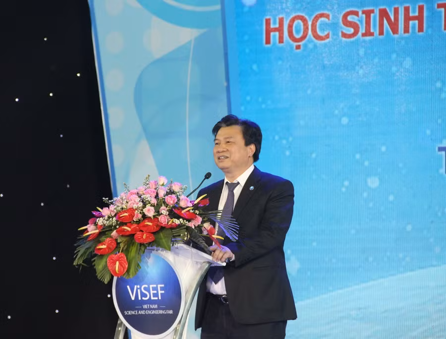 Thứ trưởng Nguyễn Hữu Độ phát biểu tại Lễ tổng kết và trao giải cuộc thi