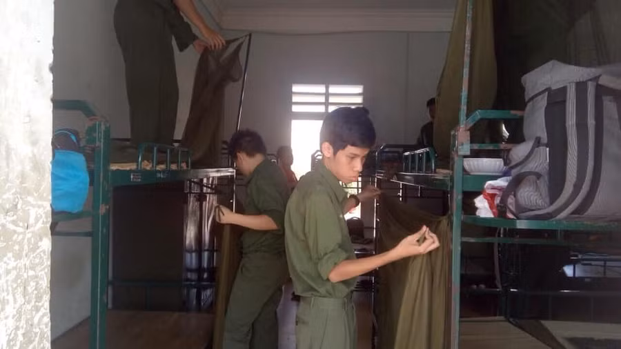 Học gập chăn mền đúng theo yêu cầu