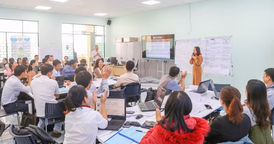 Bồi dưỡng giáo viên cốt cán Tiểu học của TP Đà Nẵng và 5 tỉnh Tây Nguyên do Trường ĐH Sư phạm, ĐH Đà Nẵng đảm nhiệm