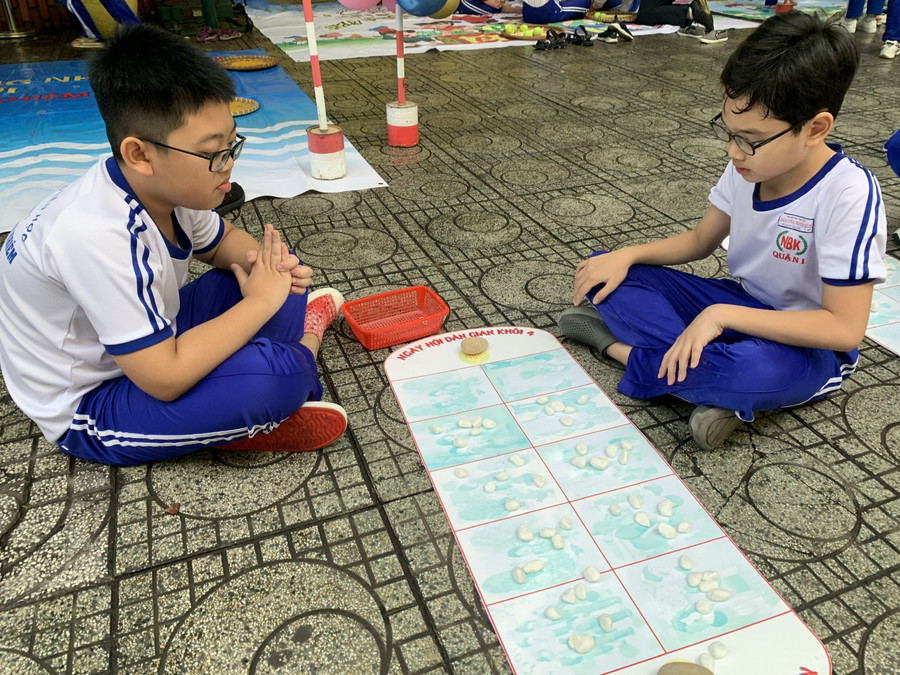 Chơi ô ăn quan Chơi ô ăn quan