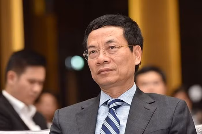 Bộ trưởng Bộ Thông tin và Truyền thông Nguyễn Mạnh Hùng 