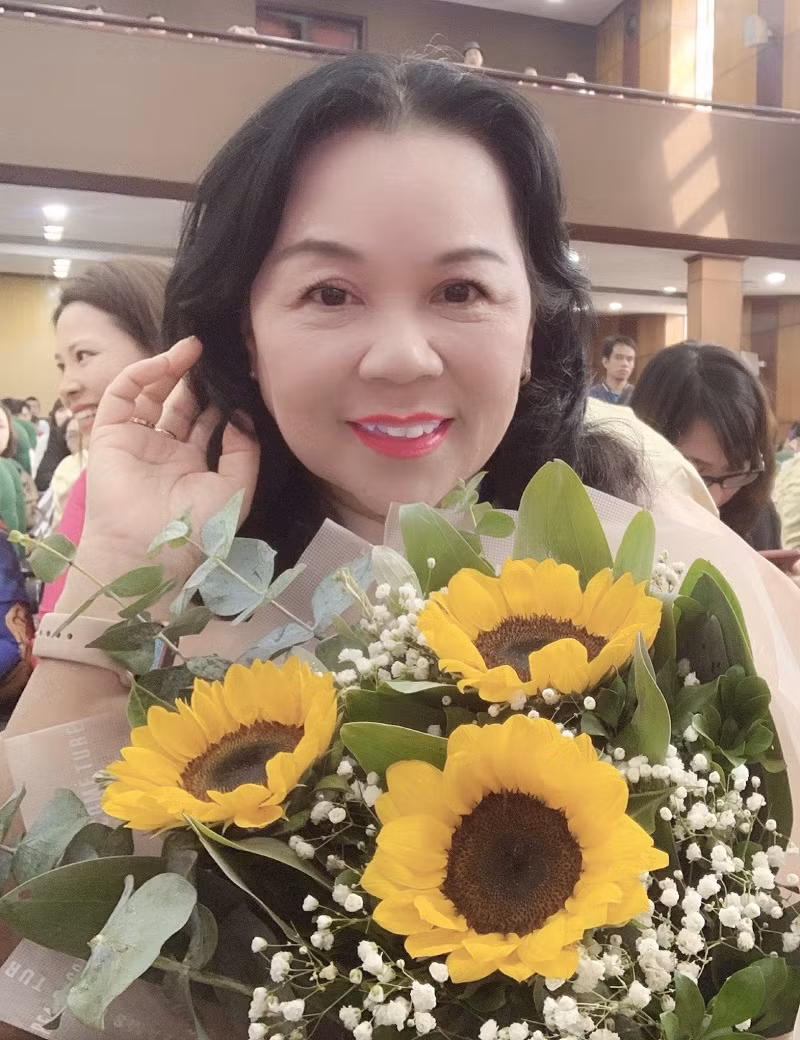 GS.TS.NGƯT Nguyễn Minh Thủy.