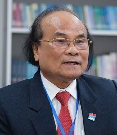 GS.TS Đinh Quang Báo.