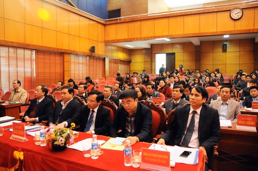 Các đại biểu tham dự hội nghị