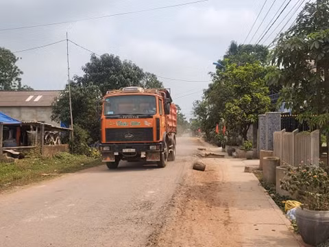 Thừa Thiên Huế: Xây khu tái định cư hàng chục tỷ, san nền bằng rễ cây, đá tảng ảnh 9