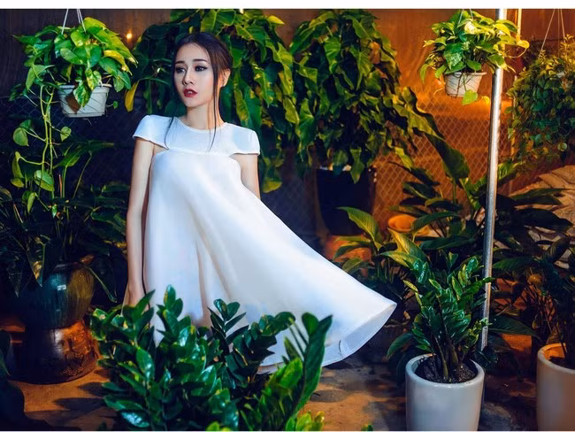 DV Phương Oanh: Bạn trai không ghen trước cảnh mùi mẫn