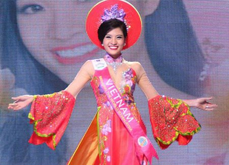 người đẹp, Cao Thùy Linh, Diệu Linh, Phan Hoàng Thuy, Huỳnh Thúy Anh, Tường Vi