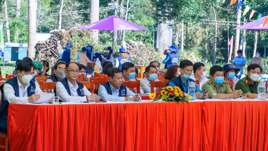 Đông đảo các đại biểu, khách mời đã tham gia buổi lễ mít tinh.