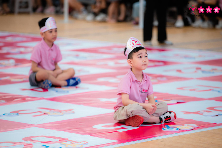 Các bạn nhỏ tự tin tranh tài trong Cuộc thi ‘Reach for the top’