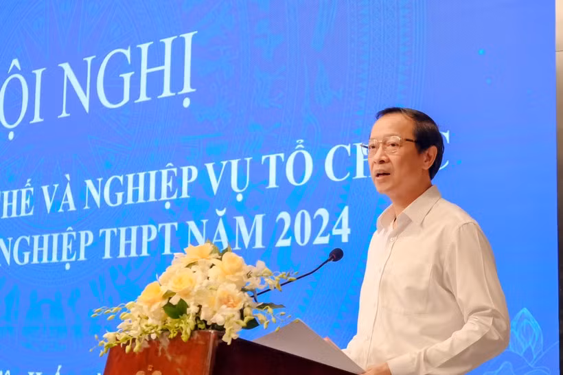 Thứ trưởng Bộ GD&ĐT Phạm Ngọc Thưởng phát biểu tại Hội nghị tập huấn Quy chế và nghiệp vụ tổ chức thi tốt nghiệp THPT năm 2024.