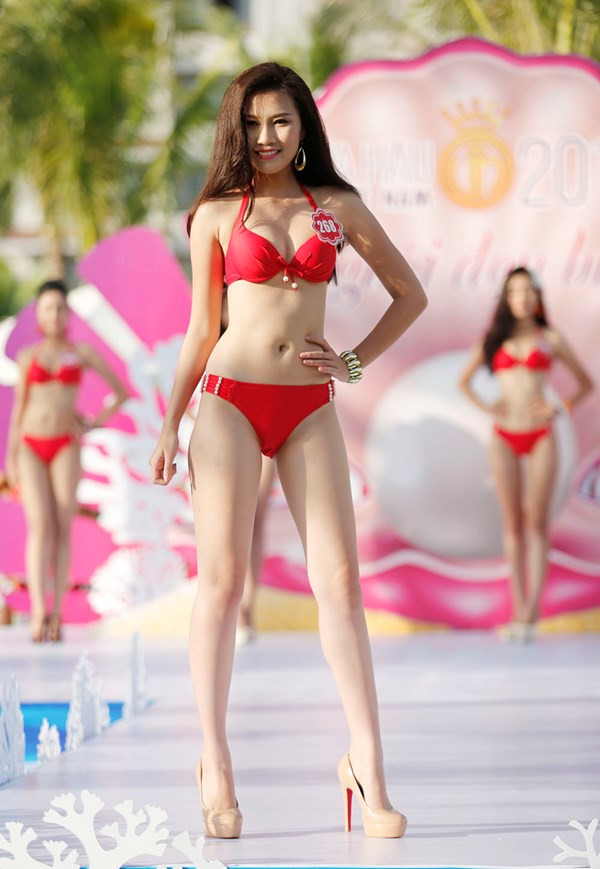 Người đẹp Biển nổi bật với bikini, tự tin khoe sắc ảnh 11 Người đẹp Biển nổi bật với bikini, tự tin khoe sắc ảnh 11