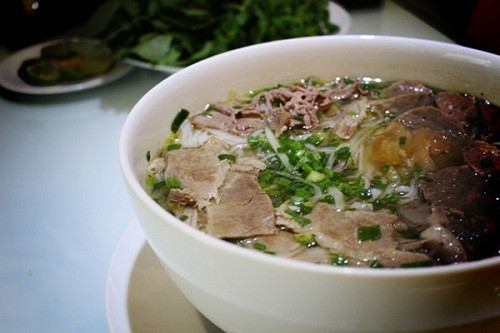 Cận cảnh tô phở 