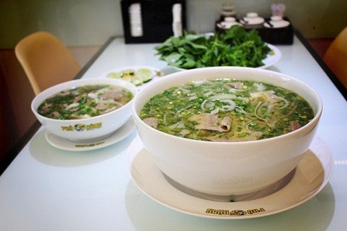 Cận cảnh tô phở 