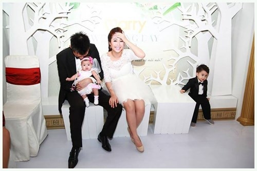 Gia đình nhỏ đáng yêu của Ốc Thanh Vân - Trí Rùa 9