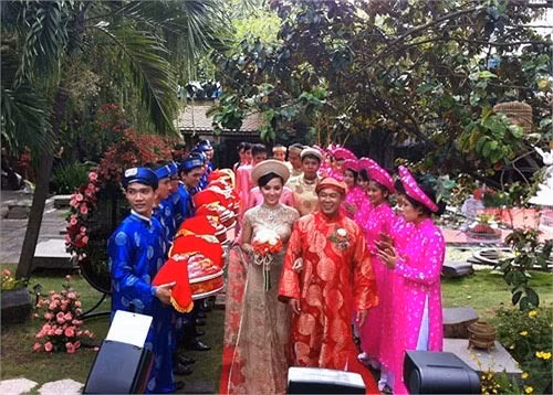 Giật mình khối tài sản kếch xù của các Hoa hậu Việt