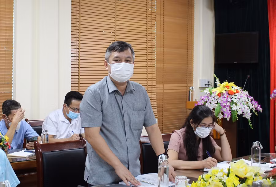 Đại diện Cơ quan thường trú TTXVN tại Thái Nguyên phát biểu đóng góp ý kiến