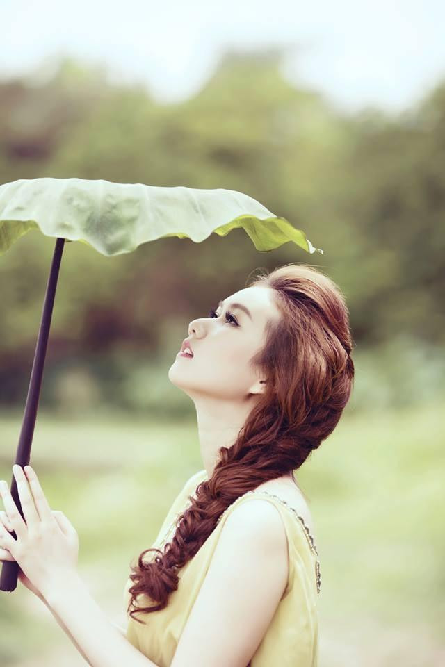 Nét đẹp hoa khôi MC truyền hình khiến nhiều người “cảm nắng“ ảnh 10 Nét đẹp hoa khôi MC truyền hình khiến nhiều người “cảm nắng“ ảnh 10