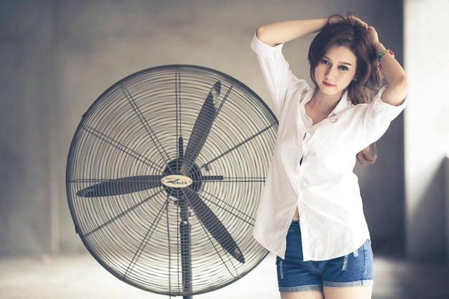 Nét đẹp hoa khôi MC truyền hình khiến nhiều người “cảm nắng“ ảnh 11 Nét đẹp hoa khôi MC truyền hình khiến nhiều người “cảm nắng“ ảnh 11