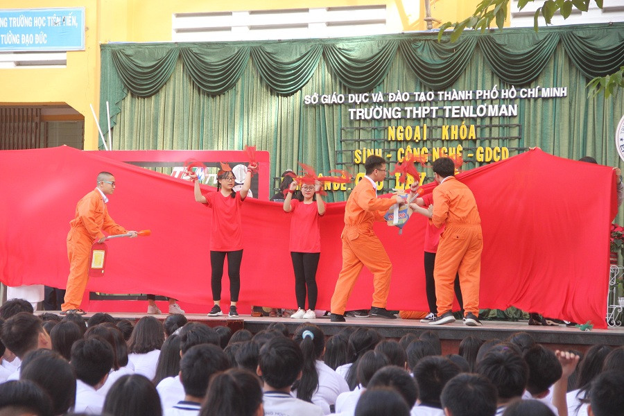 Rừng đang bị tàn phá nặng nề