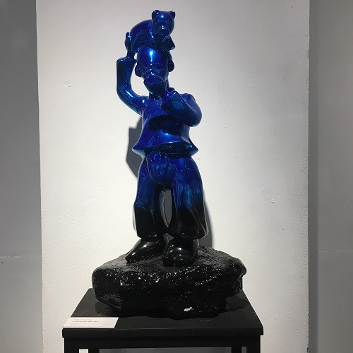 Livestream bán lợn - Tượng của Phạm Thái Bình