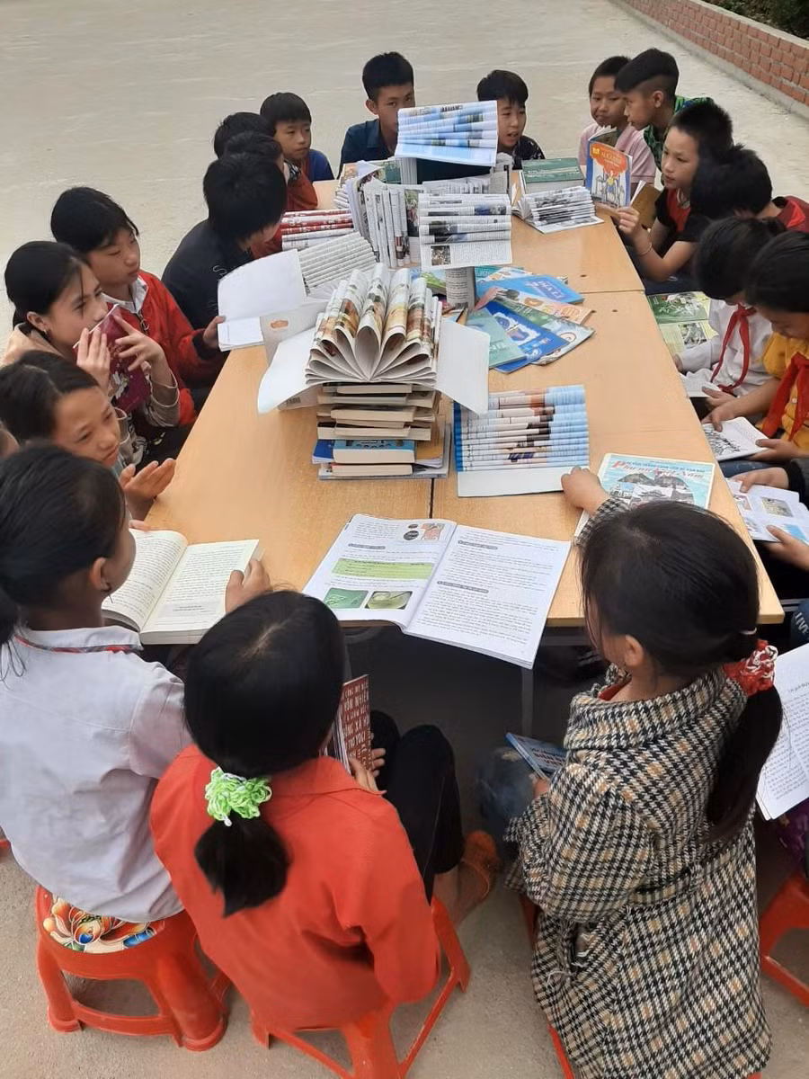 Học sinh Trường Phổ thông dân tộc bán trú THCS Tả Ván. Ảnh: NTCC