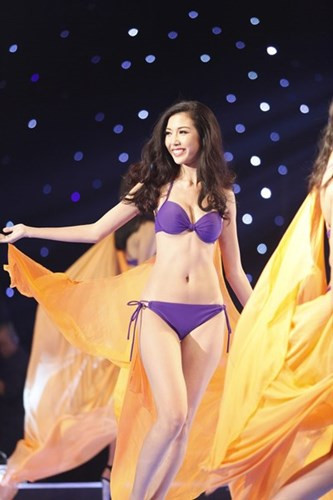 thúy vân: từ á khôi áo dài việt nam đến á hậu 3 hoa hậu quốc tế hình 2 thuy van: tu a khoi ao dai viet nam den a hau 3 hoa hau quoc te hinh 2