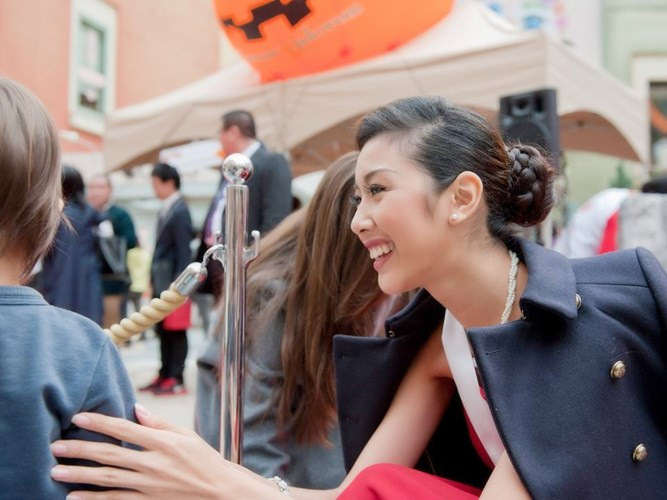 thúy vân: từ á khôi áo dài việt nam đến á hậu 3 hoa hậu quốc tế hình 15 thuy van: tu a khoi ao dai viet nam den a hau 3 hoa hau quoc te hinh 15