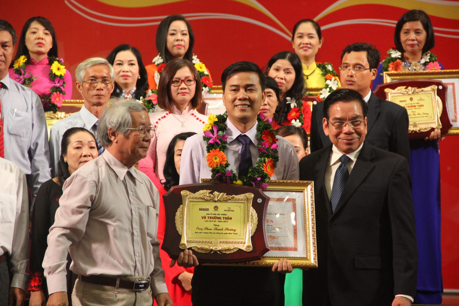 TP.HCM: Trao giải thưởng Võ Trường Toản cho 40 nhà giáo tiêu biểu ảnh 1