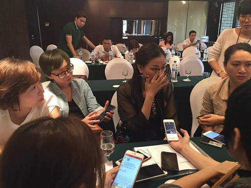 Maya bật khóc khi nhắc đến người tình và con gái ảnh 4 Maya bật khóc khi nhắc đến người tình và con gái ảnh 4