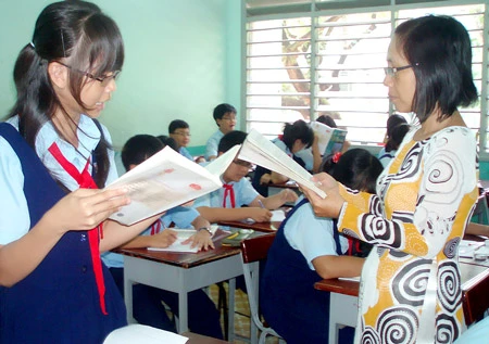 Đề xuất xây dựng chương trình văn học địa phương sau 2015