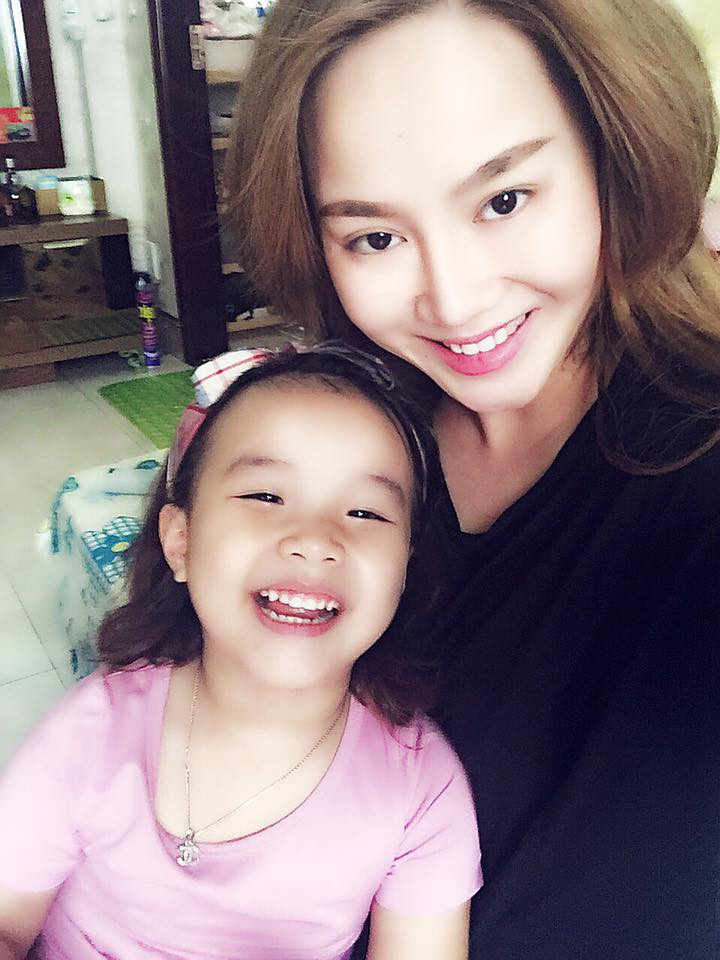 Nhiều người nhận xét Thu Phượng càng ngày càng đẹp mặn mà. me