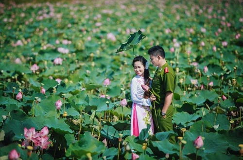 Chuyện tình của chàng công an si tình Hoàng Triều khiến nhiều người ngưỡng mộ