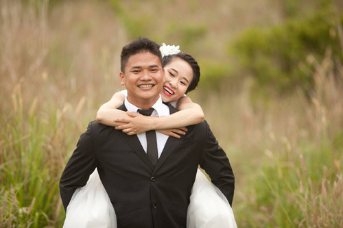 Chuyện tình lãng mạn của chàng công an si tình ảnh 1 Chuyện tình lãng mạn của chàng công an si tình - 2