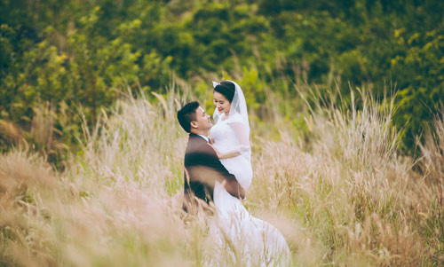 Chuyện tình lãng mạn của chàng công an si tình ảnh 2 Chuyện tình lãng mạn của chàng công an si tình - 3