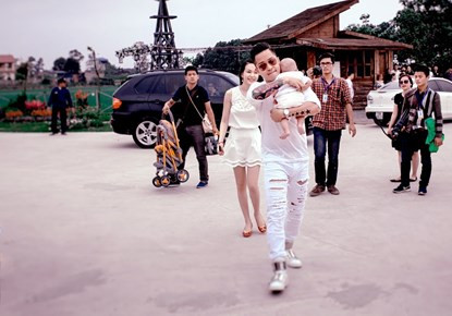 Cận cảnh quý tử kháu khỉnh của Tuấn Hưng ảnh 4 Cận cảnh quý tử kháu khỉnh của Tuấn Hưng ảnh 4