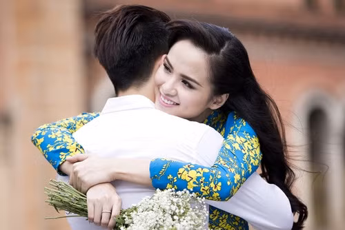 Hoa hậu Diễm Hương: Con tôi vẫn chưa gặp và chơi với ông bà ngoại