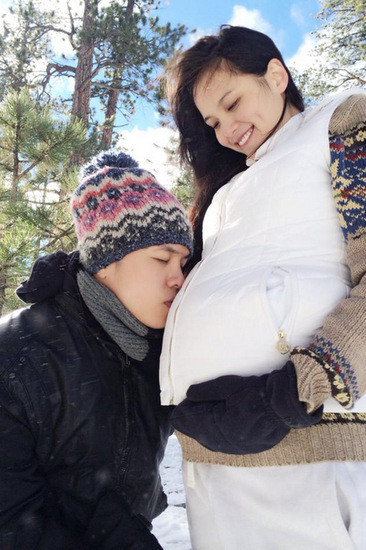 Vợ chồng Diễm Hương đi chơi ở Mỹ trước ngày sinh. diem-huong-7-2173-1419608798-9-5444-7830