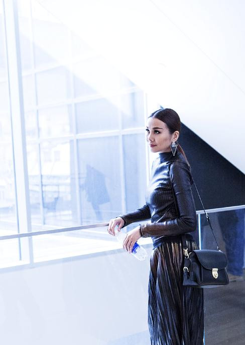 Vẻ sang trọng, thời thượng của siêu mẫu tại Bảo tàng Nghệ thuật Đương đại MoMA