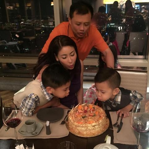 Khoảnh khắc hạnh phúc của gia đình Hoa hậu Hà Kiều Anh 3