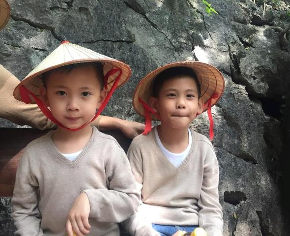 Khoảnh khắc hạnh phúc của gia đình Hoa hậu Hà Kiều Anh 7