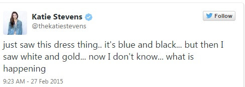 Sao Hollywood tranh cãi vì chiếc váy màu xanh, đen hay vàng, trắng 8